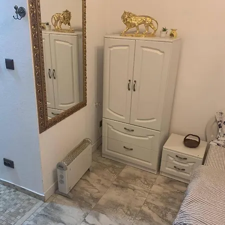 Gold Studio - Old Town City *