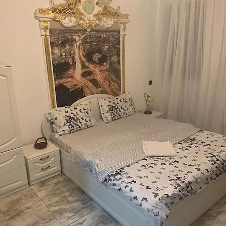 Gold Studio - Old Town City Bukarest