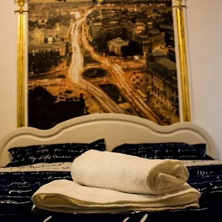 Gold Studio - Old Town City Apartman Bukarest